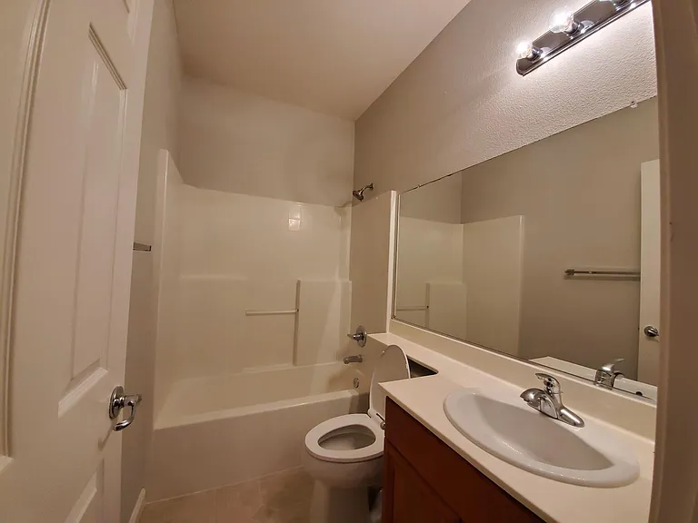612 Joree Ln — Photo 8