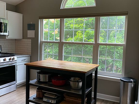 5th image of 1680 Columbia Cir Unit 3