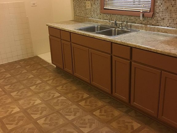5th image of 5039 S Hermitage Ave #1