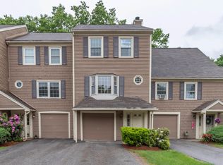 3 Walnut Cir, Merrimack, NH 03054