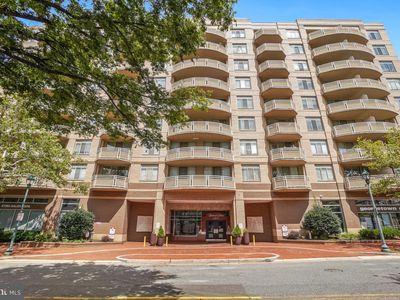 4801 Fairmont Ave APT 408, Bethesda, MD, 20814