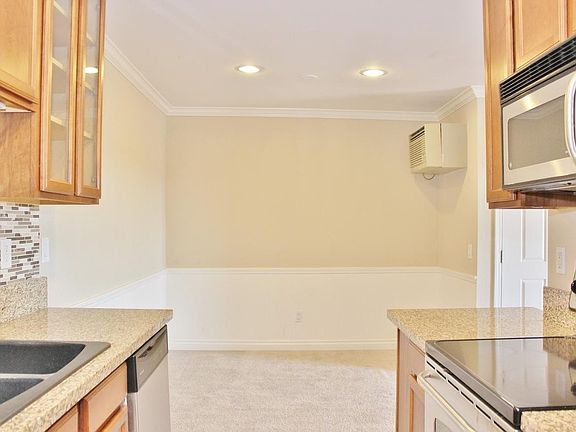 Kitchen/Dinning area