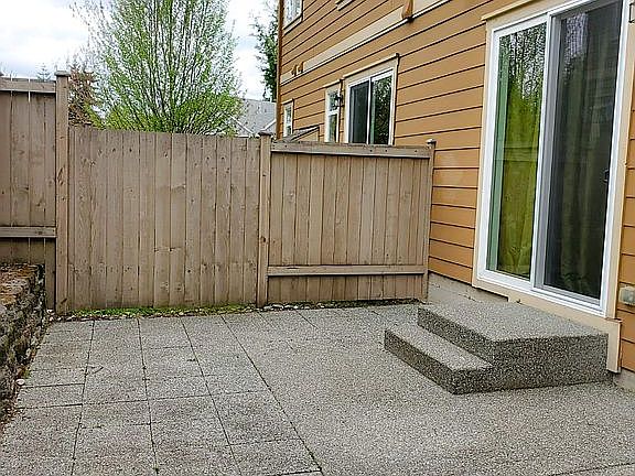 5th image of 8315 137th Ct NE