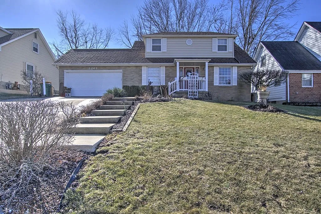 2261 Hoyt Ct photo 1