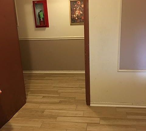 5th image of 555 Deepwoods Dr #3
