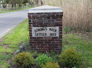 47 Maple Rd, Setauket, NY 11733