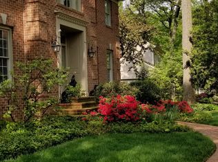 1079 Hunters Path, Lancaster, PA 17601