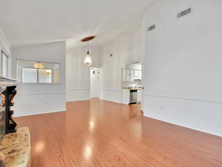 7619 Lemma Dr — Photo 9