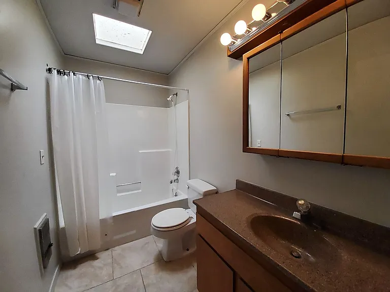 610 W Colt Cir — Photo 7