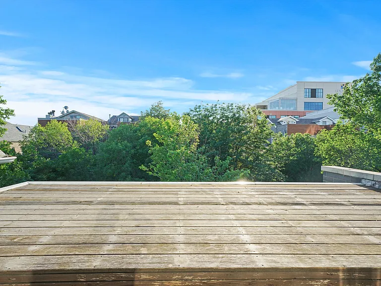 1541 N Bosworth Ave #PENTHOUSE — Photo 32