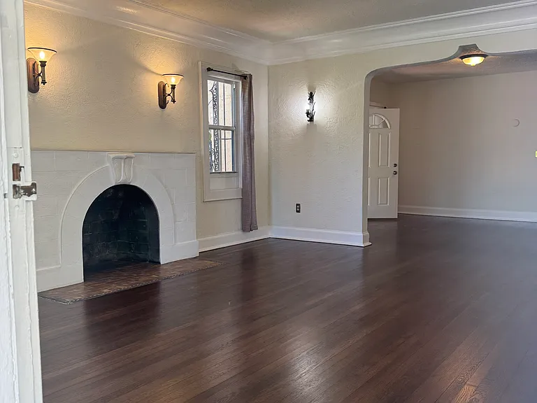 1769 SW 24th Ter — Photo 5