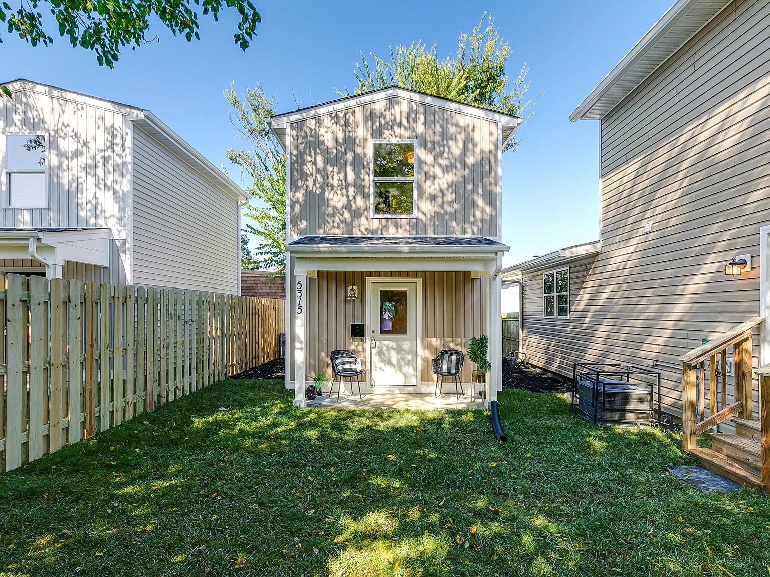 1 bed, 500 sqft, $1,750 — Photo 3