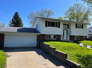1457 Chesterton Sq N, Columbus, OH 43229