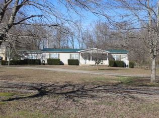 147 Pumpkin Valley Rd, Indian Mound, TN 37079