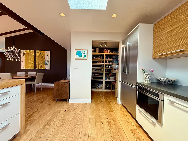 4221 Hill St — Photo 12