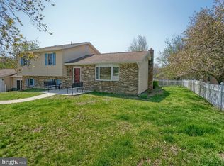 469 Rich Valley Rd, Carlisle, PA 17015