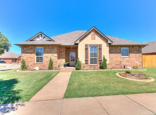 8629 NW 111th St, Oklahoma City, OK 73162