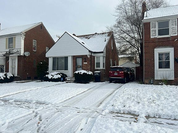 2nd image of 16598 Biltmore St