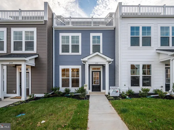 241 Lake Front Dr #L008, Mineral, VA 23117