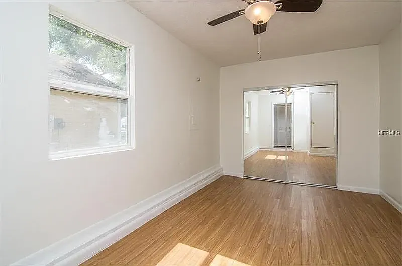 3 bed, 1.5 bath, 1131 sqft, $1,890 — Photo 2