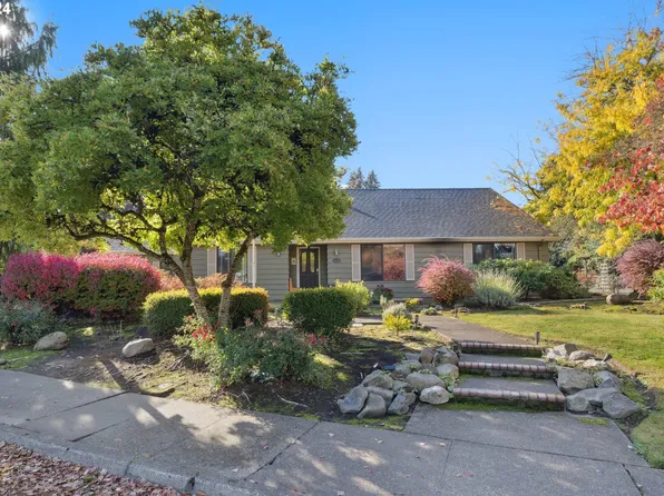 664 NW Darnielle St, Hillsboro, OR 97124