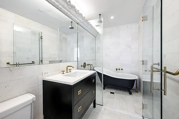 Rented by Compass | media 28