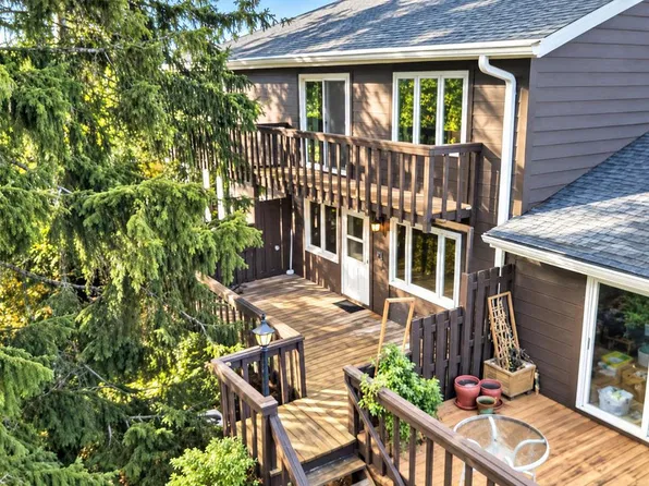 2617A Camelot BOULEVARD, Sheboygan, WI 53081
