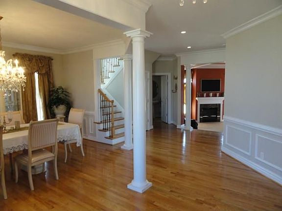 5th image of 3005 N James Dr