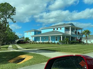 5290 Riveredge Dr, Titusville, FL 32780