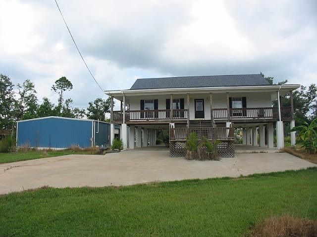 2nd image of 10145 Bayou View Dr W