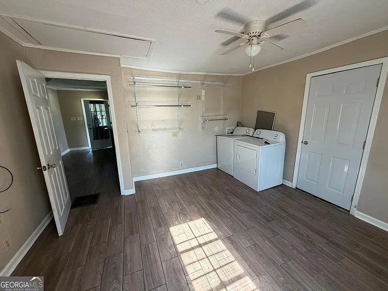 6878 Newnan Rd — Photo 8