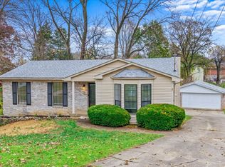 5925 Bluestone Rd, Louisville, KY 40219