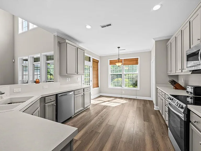 2124 Baldwin Park Dr — Photo 12