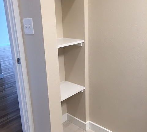4th image of 1221 Queen Anne Ave N APT 401