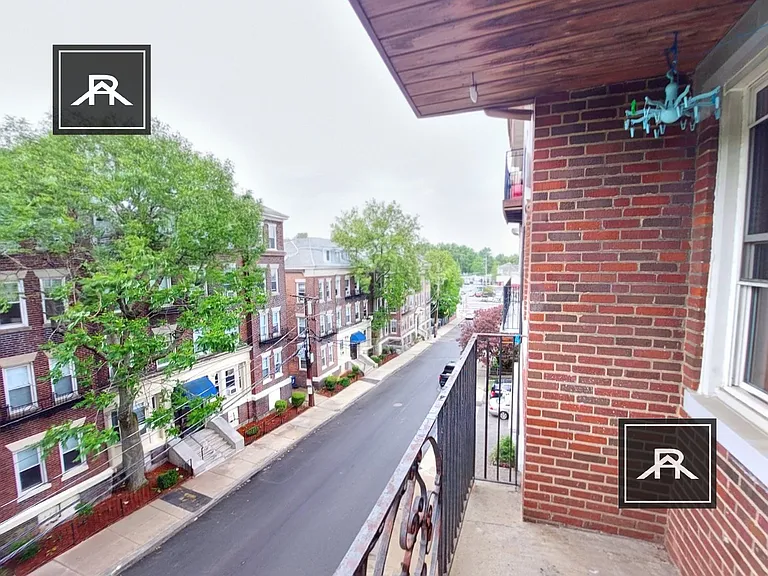 30 Quint Ave #35 — Photo 7