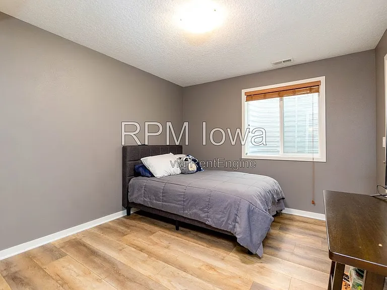 1651 SW Arlan Dr — Photo 28