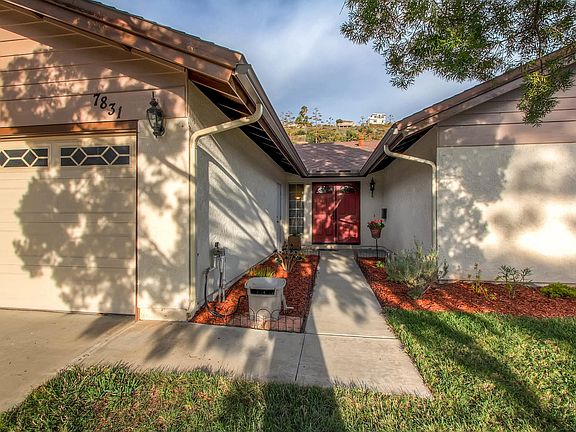 3rd image of 7831 Hillandale Dr