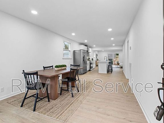 2nd image of 1025 42nd Ave N
