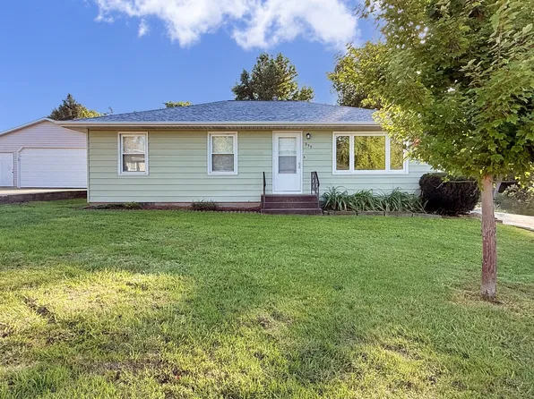 235 Cherry Ct, Silvis, IL 61282