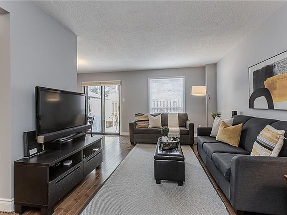 4th image of 660 Oxford Rd #53