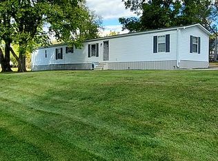 305 N Locust St, Jameson, MO 64647