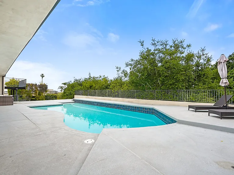3812 Westfall Dr — Photo 5