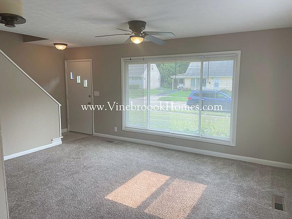 2nd image of 1036 Mendota Ct
