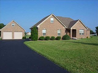 1st image of 411 Lamplighter Dr