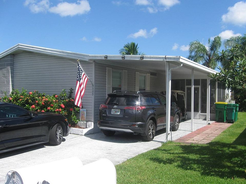 1st image of 609 Waveside Dr