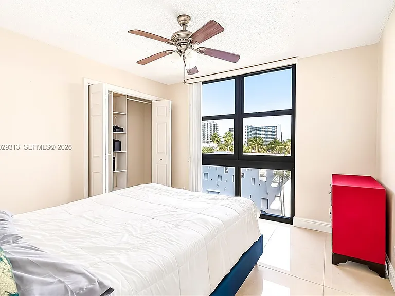 3031 N Ocean Blvd #406 — Photo 15