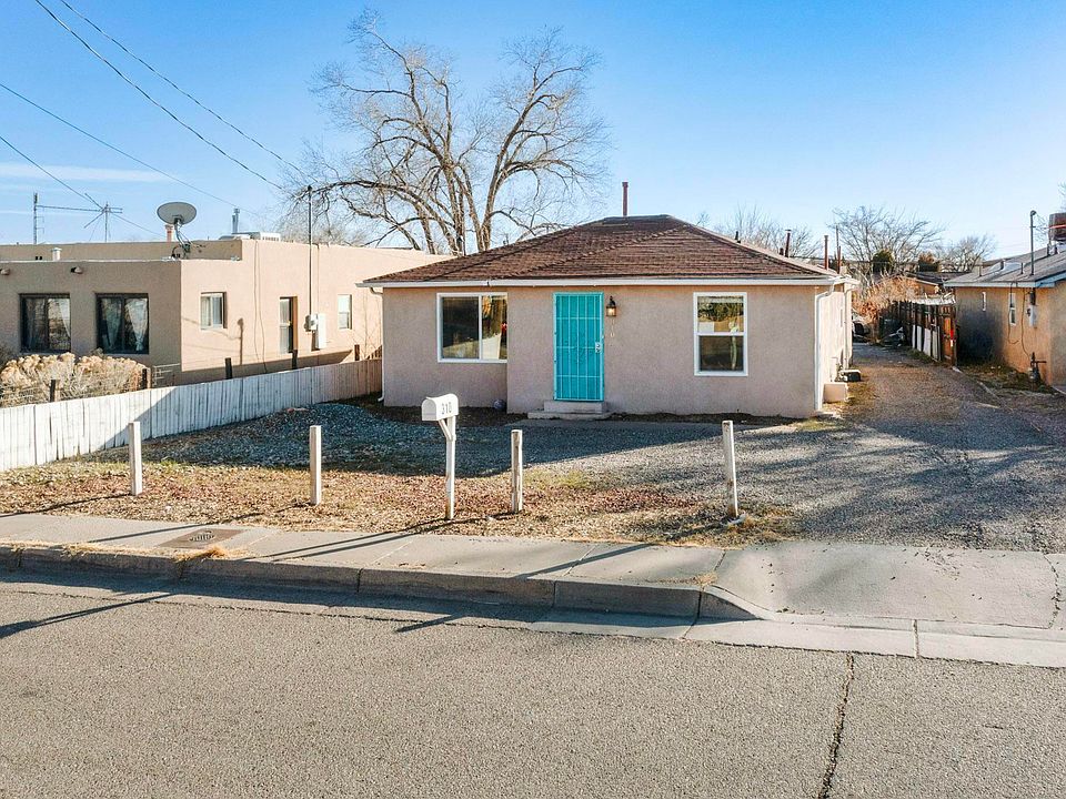 1st image of 310 San Lorenzo Ave NW