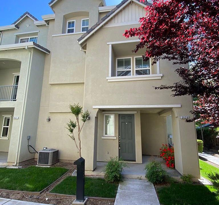 1st image of 2629 Heron Ct
