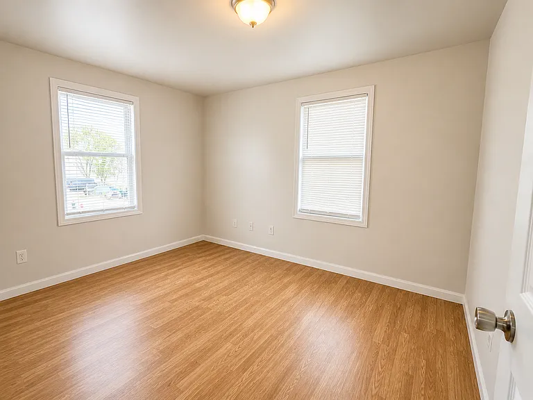53 Harold St #2 — Photo 6