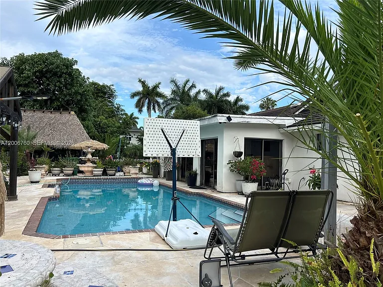 11781 NW 14th St — Photo 15